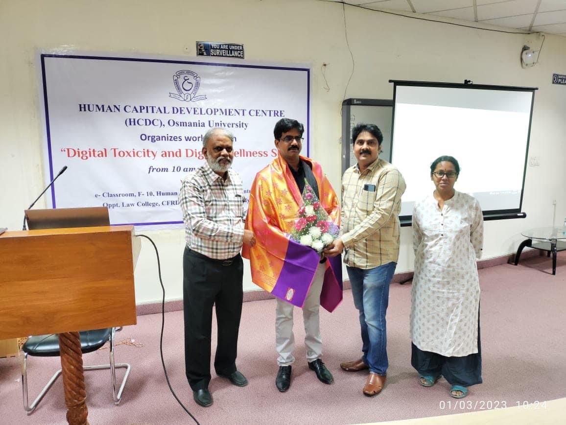 Speaking on “Digital toxicity and Digital Well Being” , a session at Human Capital Development Center in Osmania University attended by professors and students.